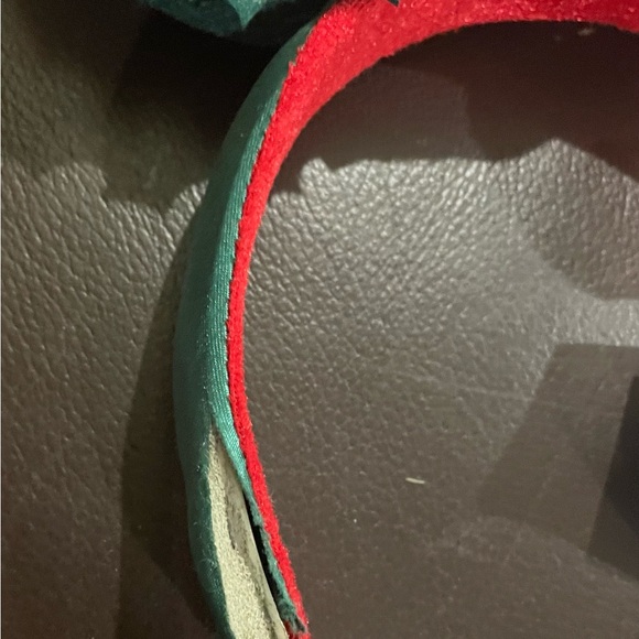 NEW 2023 Disney Shanghai Park exclusive Minnie Christmas Ears ** MINOR DAMAGE ** - Picture 7 of 10